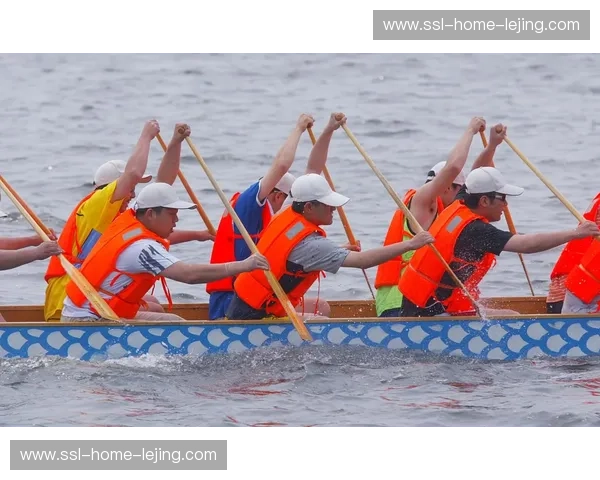 分析龙舟：从传统起源到竞赛与产业的全景解读